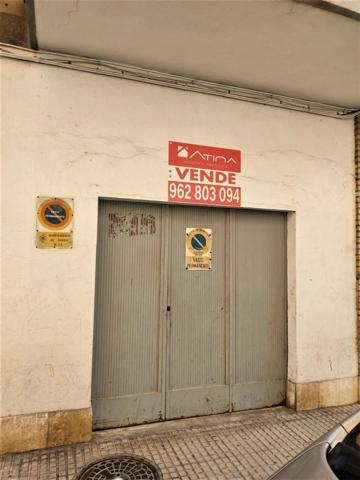 Local comercial en venta en Gandia, Gandia photo 0