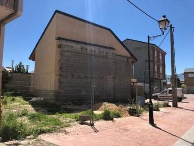 Terreno en venta en Ponferrada, SANTO TOMAS DE LAS OLLAS photo 0