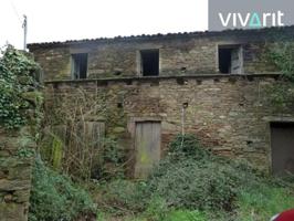 Chalet en venta en Santiago de Compostela photo 0