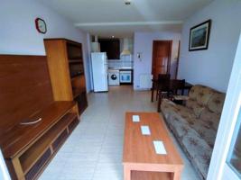Apartamento en venta en Valdepeñas, Hospital photo 0