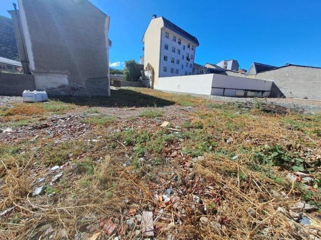 Terreno en venta en Ponferrada, Flores del sil photo 0