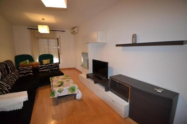 Piso en venta en Malpartida de Plasencia, Centro photo 0