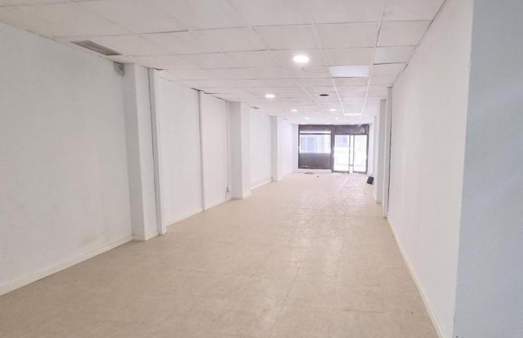 Local comercial en venta en Zaragoza, Torrero photo 0