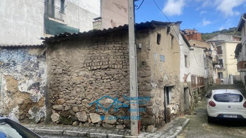 Adosada en venta en El Hoyo de Pinares photo 0