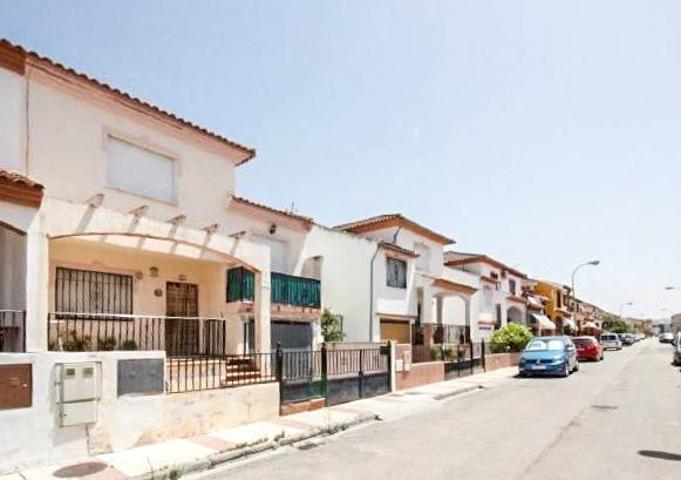 Adosada en venta en Chauchina, Chauchina photo 0