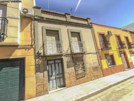 Casas de pueblo en venta en Valdepeñas, Calle Balbuena photo 0