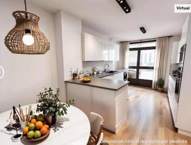 Casa en venta en Llíria, Centro photo 0