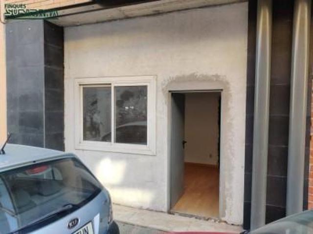 Local comercial en venta en Igualada, Barri del Sant Crist photo 0