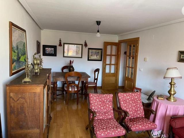 Apartamento en venta en Valencia de Don Juan, Centro photo 0