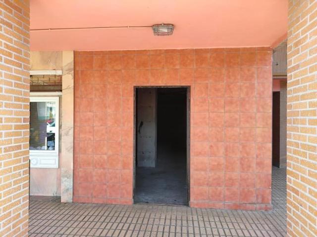 Local comercial en venta en Santander, General-davila photo 0