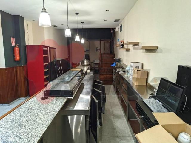 Local comercial en venta en Lugo photo 0