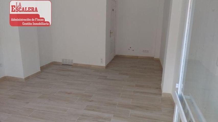 Local comercial en venta en Ibi, Centro photo 0