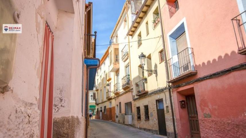 Piso en venta en Novallas, - Casco Urbano - photo 0