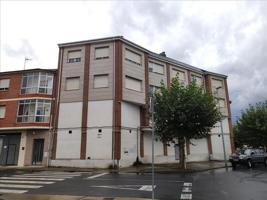 Local comercial en venta en Ponferrada, Cuatrovientos photo 0