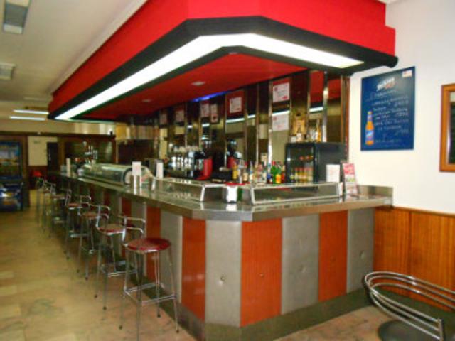 Local comercial en venta en Valladolid, San Nicolas photo 0