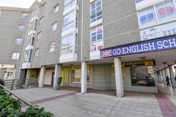 Local comercial en venta en Culleredo, Vilaboa photo 0