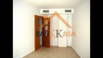 Piso en venta en El Ejido, Santa María del Águila photo 0