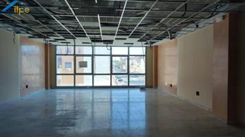 Oficina en venta en Alcalá de Guadaira, Alcalá de Guadaira photo 0