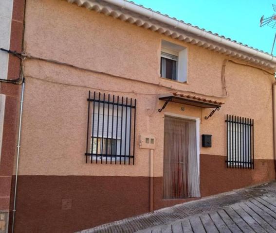 Casa en venta en Elche de la Sierra photo 0