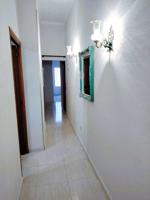 Apartamento en venta en Valdepeñas, Calle Constitución photo 0