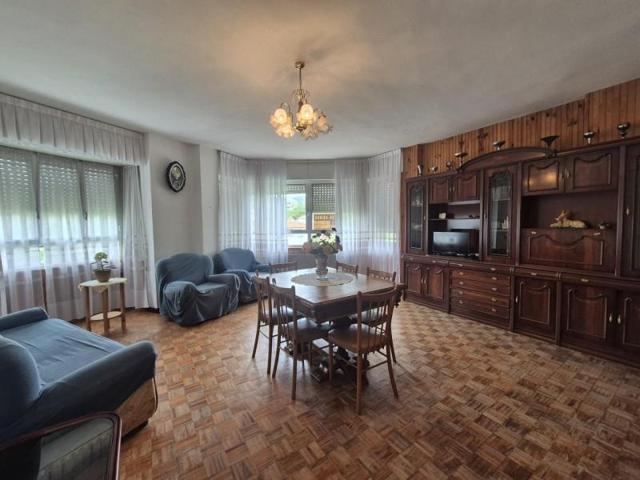 Piso en venta en Espinosa de los Monteros, Lunada photo 0