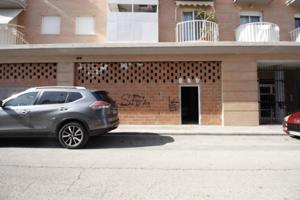 Local comercial en venta en la Pobla de Farnals, La Pobla de Farnals photo 0