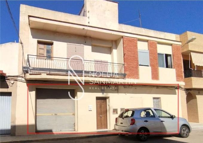 Casa en venta en Riba-roja de Túria, Pol. Ind. 'El Oliveral' photo 0