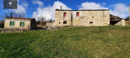 Casa en venta en Vega de Pas, El campizo photo 0