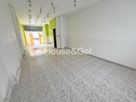 Local comercial en venta en Malgrat de Mar photo 0