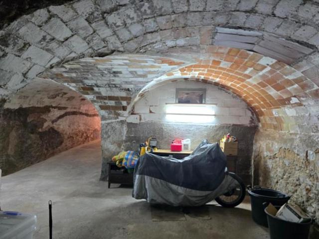 Local comercial en venta en Manresa, Casc Antic photo 0