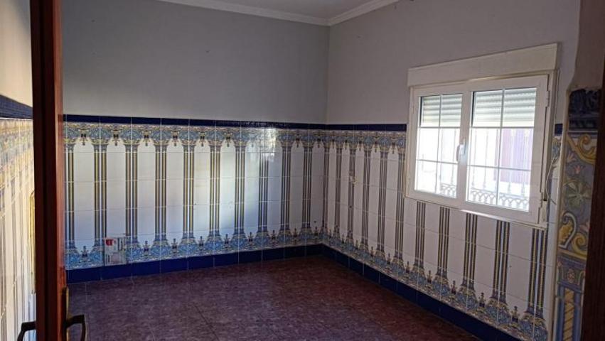 Chalet en venta en La Puebla de Almoradiel photo 0