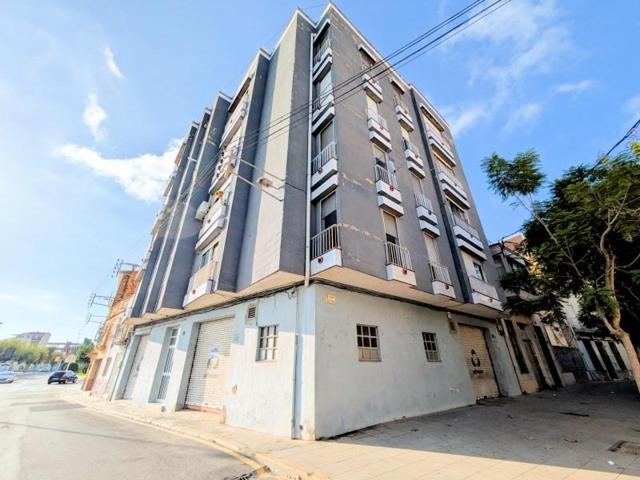 Local comercial en venta en Amposta, Centro photo 0