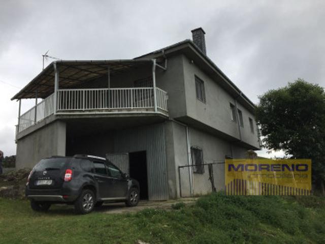 Casa con terreno en venta en Navia de Suarna photo 0