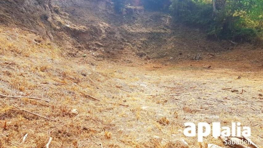 Terreno en venta en Sentmenat, CAN CANYAMERES photo 0