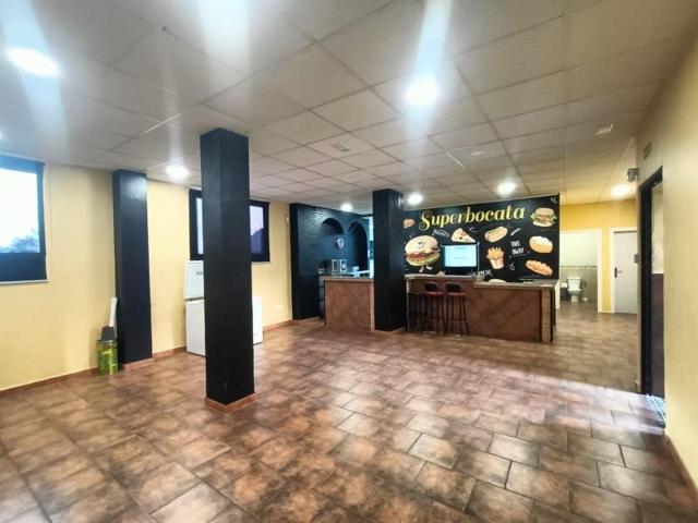 Local comercial en venta en Antequera, Remedios - Dólmenes photo 0