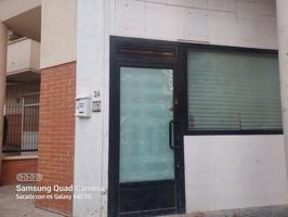 Local comercial en venta en Fuenlabrada, Parque miraflores photo 0