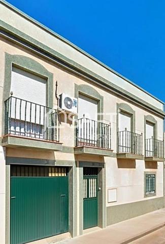 Piso en venta en Montijo photo 0