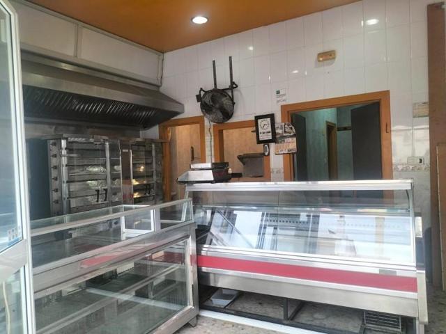 Local comercial en venta en Puerto Real, Marina de la bahia photo 0