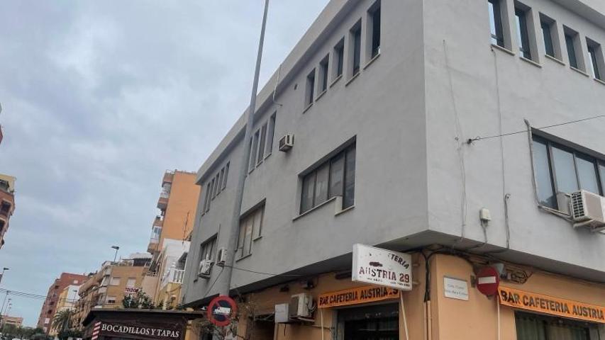 Oficina en venta en Sagunto, Churruca photo 0