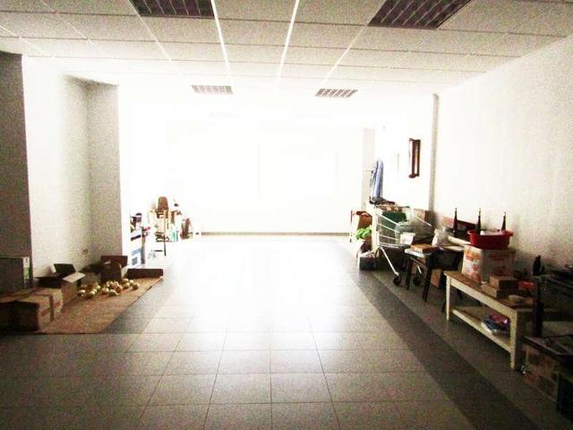 Local comercial en venta en Valdepeñas, Plaza España photo 0