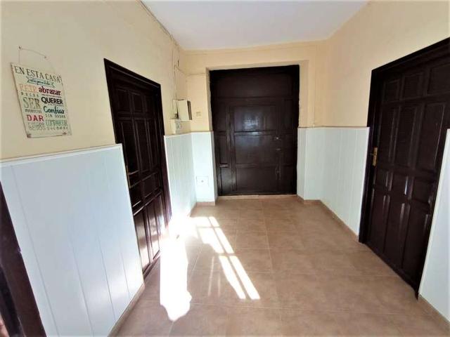 Casas de pueblo en venta en Valdepeñas, Convento photo 0