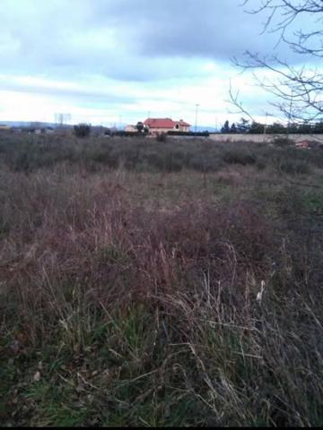 Chalet en venta en Carracedelo, Dehesas photo 0