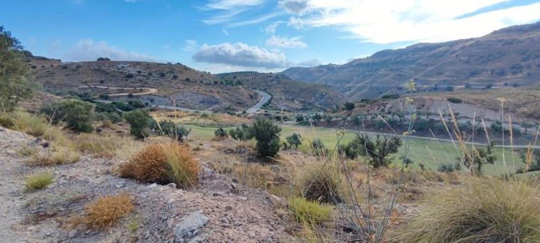 Terreno en venta en Antequera photo 0