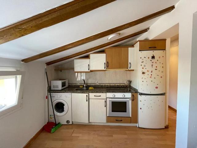 Piso en venta en Burgos, Burgos photo 0
