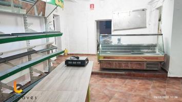Local comercial en venta en Algeciras, Fuente Nueva photo 0