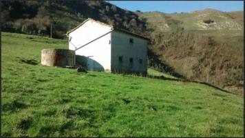 Casa con terreno en venta en Corvera de Toranzo, Villegar photo 0