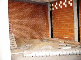 Local comercial en venta en Montijo photo 0