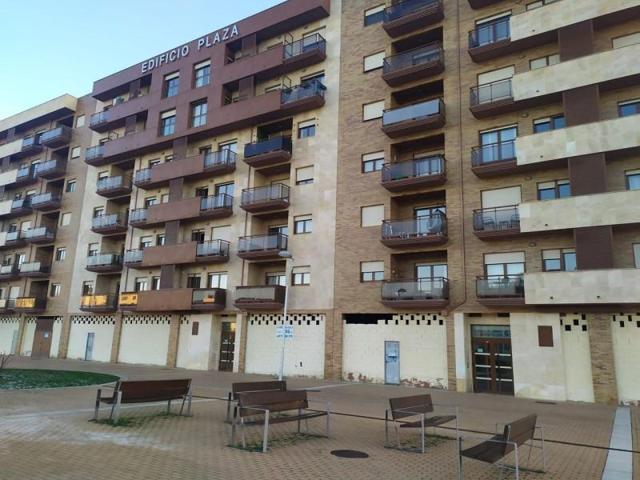 Local comercial en venta en León, Plaza de la Camara de Comercio de Leon, 24005 photo 0