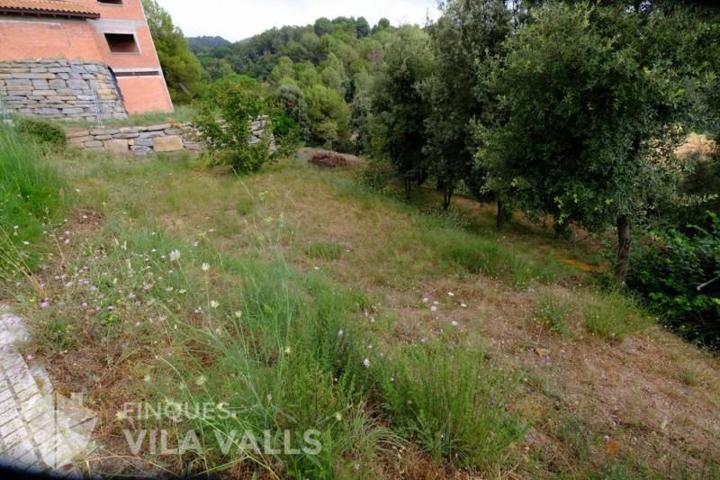 Terreno en venta en Sant Feliu de Codines, Centro photo 0