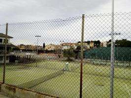 Terreno en venta en Segur de Calafell, Centro photo 0